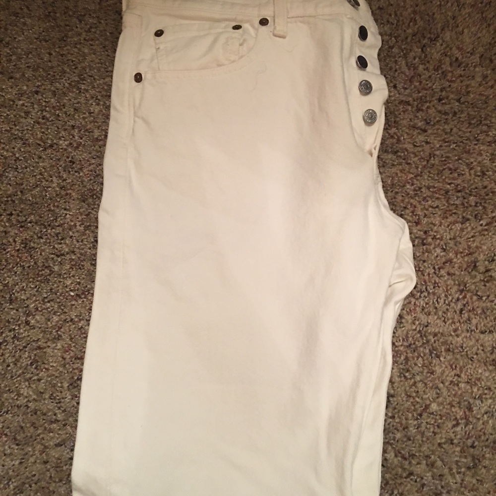 COPY - Levi 501 jeans - white, button fly.